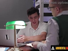 Cul, Gorge profonde, En levrette, Double pénétration, Groupe, Masturbation, Orgie, Rugueux