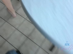Amateur, Blonde, Petite amie, Piercing, Mamelons bombés, Chatte, Rasée, Nénés