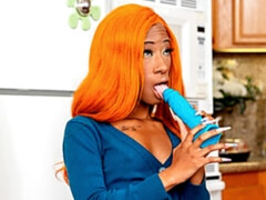 Sucer une bite, En levrette, Interracial, Masturbation, Mère que j'aimerais baiser, Rousse roux, Rasée, Nénés