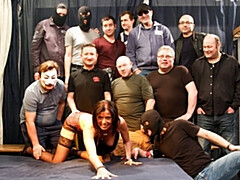 Mamada, Bukkake, Corridas, Estilo perrito, Doble penetracion, Grupo, Hd, Sexo fuerte