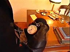 Checa, Nalgadas, Maestra