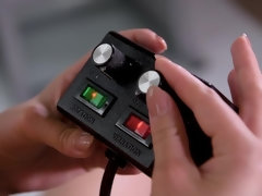 En tercera dimension, Tacones, Inserción, Masturbación, Oficina, Solo, Tetas, Juguetes