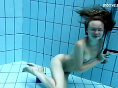 Babe video with ideal Clara from Underwater Show