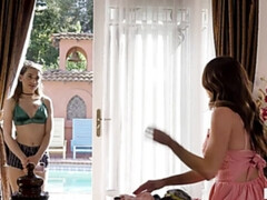 Grote mammen, Gezin, Lesbisch, Likken, Moeder die ik wil neuken, Kut duiken, Stiefmoeder, Tieten likken