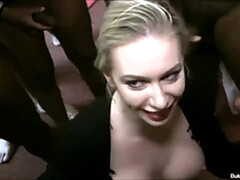 Gros cul, Blonde, Tir de sperme, Fétiche, Branlette thaïlandaise, Réalité, Suçant, Nénés