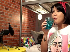 Blasen, Hochschule, Europäisch, Aufs gesicht abspritzen, Lecken, Natürlichen titten, Muschi, Reiten