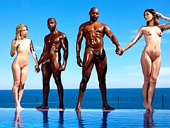 18 años, Culo grande, Mamada, Estilo perrito, Cuadrupleta, Al aire libre, Flaco, Adolescente