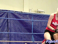 Европейки, Пальцем, Лесбиянка, Сиськи