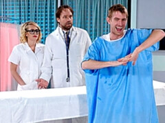 Anal, Culo grande, Rubia, Mamada, Estilo perrito, Madres para coger, Enfermera, Medias largas