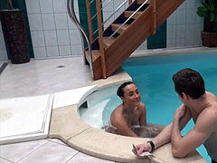 HUNT4K. curious guy accepted money to witness GF nailed by...