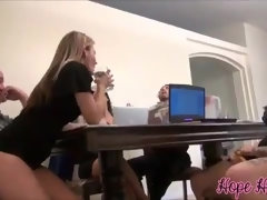 Enthousiasteling, Blond, Pijpbeurt, Bruinharig, Dochter, Klein, Slikken, Bekijker