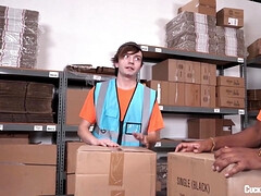 デカ尻, デカパイ, フェラチオ, 巨乳な, 浮気する, 裸, 自然山雀, 一人