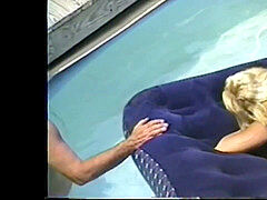 Bisexual, Cornudo, Maduro, Piscina