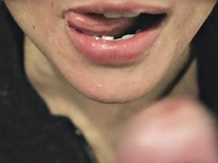 デカチン, 顔射, 足, 足フェチ, ハードコア, フェラする, のぞき, 妻