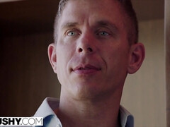 Leggy naughty girl can't Resist Seducing her Boss