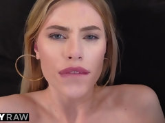 In den arsch, Aus dem arsch in den mund, Blasen, Spermaladung, Pornostars, Reiten, Titten, Spielzeuge