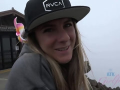 Bikini, Brunette brune, Doigter, De plein air, Pov, Rasée, Fumer, Gicler