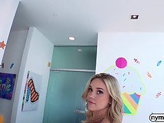 Nymphomaniac sumptuous blonde kAli Roses snatch pounding