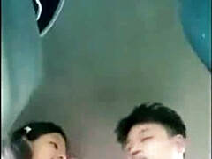 18 jaar, Bruinharig, Hd, Indisch, Tiener, Tieten likken