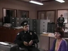 Tetas grandes, Mamada, Corridas faciales, Pajear, Sexo duro, Policía, Uniforme, Clasico