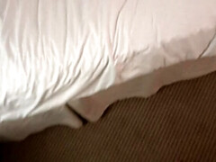 Gros cul, Sucer une bite, Brunette brune, Queue, Branlette thaïlandaise, Hôtel, Timide, Fils