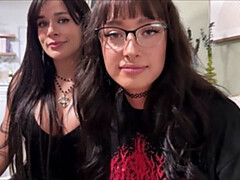 Amateur, Gros seins, Français, Gothique, Groupe, Fait maison, Adolescente, Plan cul à trois