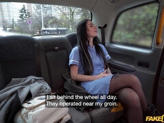 茶髪の, 車, 看護婦, ソフトコア, ストッキング, タトゥー