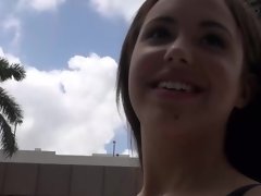 18 jahre, Arsch, Tussi, Flashen, Freundin, Latina, Öffentlich, Jungendliche (18+)