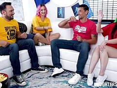 Grote lul, Bruinharig, Sperma shot, Sperma in gezicht, Harig, Hd, Moeder die ik wil neuken, Buiten