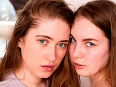 69 negenenzestig, Vingeren, Zoenen, Likken, Masturbatie, Kut duiken, Strippen, Tiener