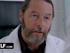 Grote kont, Grote lul, Oudere vrouw, Hardcore, Hd, Kut duiken, Taboe, Tieten likken