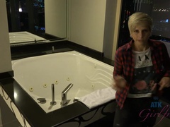 Bad, Blondine, Schmutzig, Höschen, Pov, Muschi, Socken, Titten