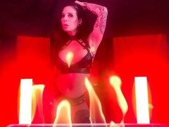 Cul, Gros seins, Sucer une bite, Brunette brune, En levrette, Branlette thaïlandaise, Pov, Nénés