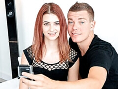 Amateur, Grosse bite, Sucer une bite, En levrette, Seins naturels, Maigrichonne, Adolescente, Nénés