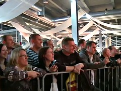 Leie, Tussi, Öffentlich