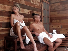 Американки, Жопа, Язык в попке, Затыкание рта, Мастурбация, Пирсинг, Сауна, Влажная