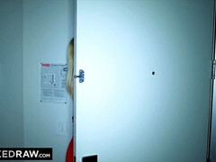 18 jaar, Pijpbeurt, Lul, Hardcore, Interraciaal, Likken, Natuurlijke tieten, Rijden