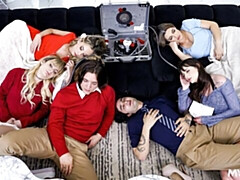 18 jaar, Grote kont, Grote lul, Hondjeshouding, Kwartet, Natuurlijke tieten, Tiener, Tieten likken