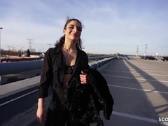 Grote kont, Hardcore, Italiaans, Rijpe lesbienne, Orgasme, Openbaar, Ruw, Mager