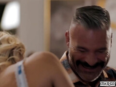 Verga grande, Tetas grandes, Mamada, Garganta profunda, Sexo duro, Madres para coger, Madrastra, Trio