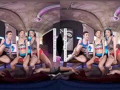 Asiatique, Tir de sperme, Le plan cul à quatre, Groupe, Hd, Lesbienne, Seins naturels, Réalité