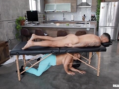 Tussi, Milf, Orgasmus, Pornostars, Realität, Rotschopf, Tätowierung, Titten