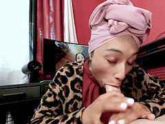 Минет, Брюнетки, Ласковые ручки, Мастурбация, Зрелые, Милф, Киски, Мачеха