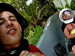 Anal, Grosse bite, Gros seins, Sucer une bite, Tir de sperme, Double pénétration, Groupe, Nénés