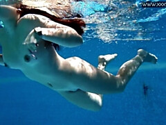 Любители, Бикини, Брюнетки, Фетиш, Латиноамериканки, Крошечные, Соло, Испанки