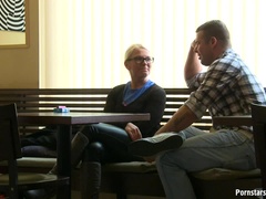 Blond, Pijpbeurt, Sperma shot, Brillen, Gezichtspunt, Openbaar, Realiteit