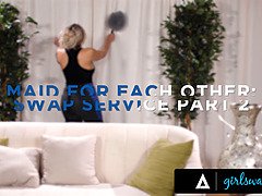 Gros seins, Blonde, Lesbienne, Mère que j'aimerais baiser, Chatte, Rousse roux, Tatouage, Adolescente