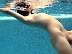 Cul, Bikini, Brunette brune, Femelle, Fétiche, Hd, Nue, Fumer