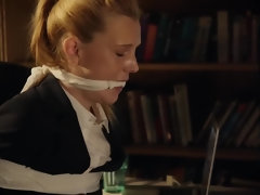 Kont, Grote kont, Gebondenheid, Rondborstig, Fetisj, Moeder die ik wil neuken, Kantoor, Tieten likken