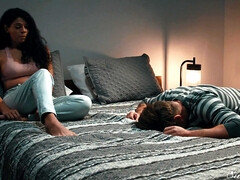 Спальня, Измена, Межрасовый секс, Поцелуи, Лизание, Пирсинг, Киски, Сиськи